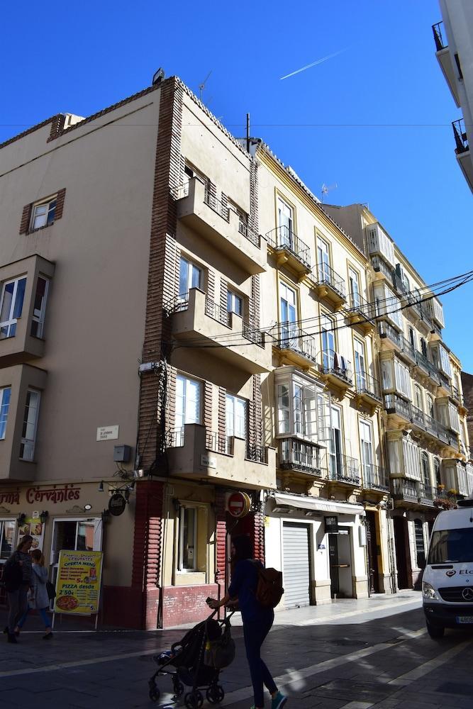 Letmalaga Cervantes Екстериор снимка